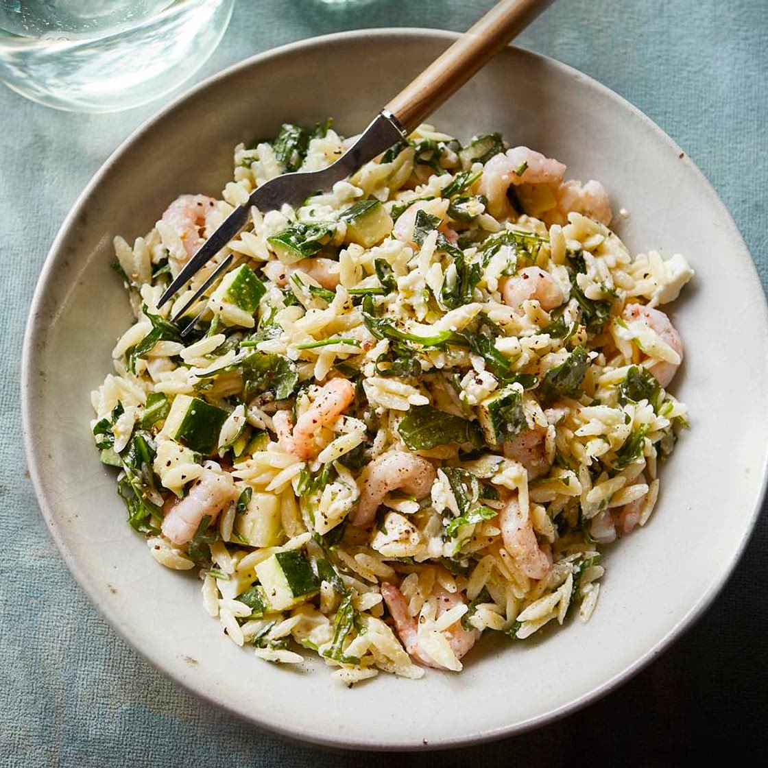 Orzo with prawns, lemon and feta
