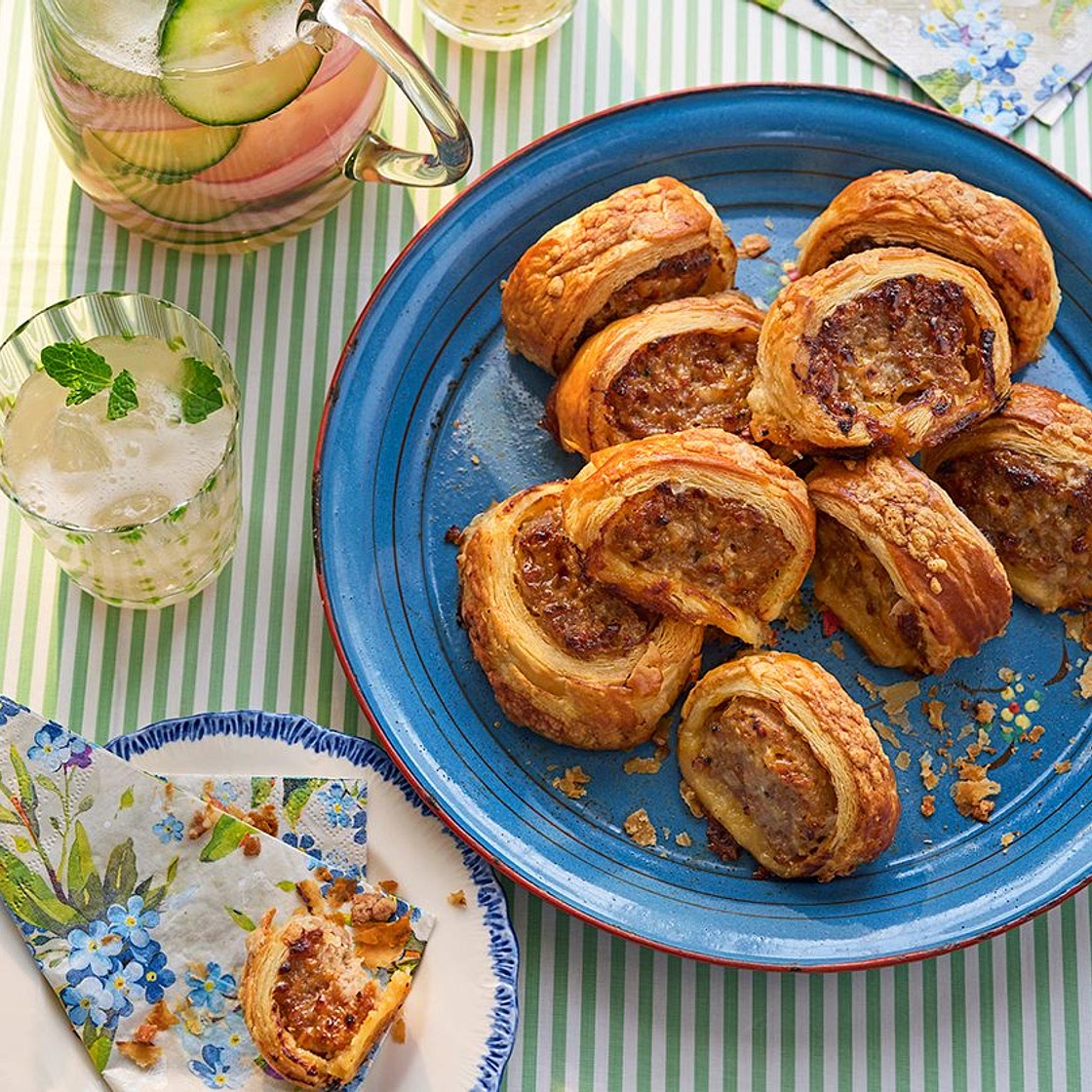 Ploughman's sausage rolls