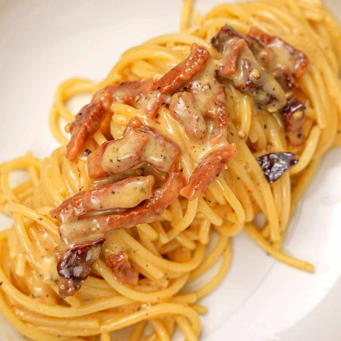 Authentic 15-Minute Carbonara (VIDEO)