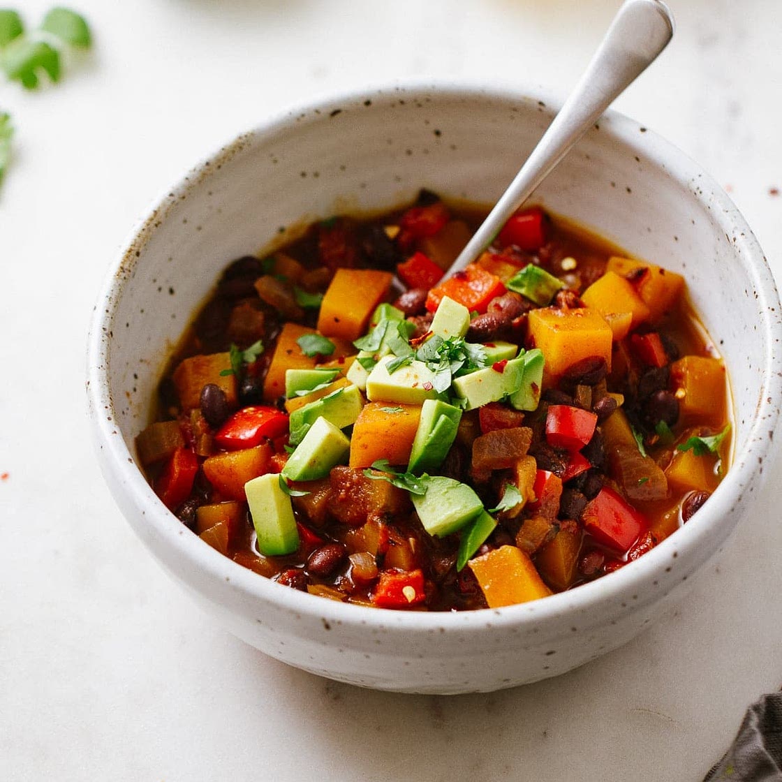 BUTTERNUT SQUASH & BLACK BEAN CHILI