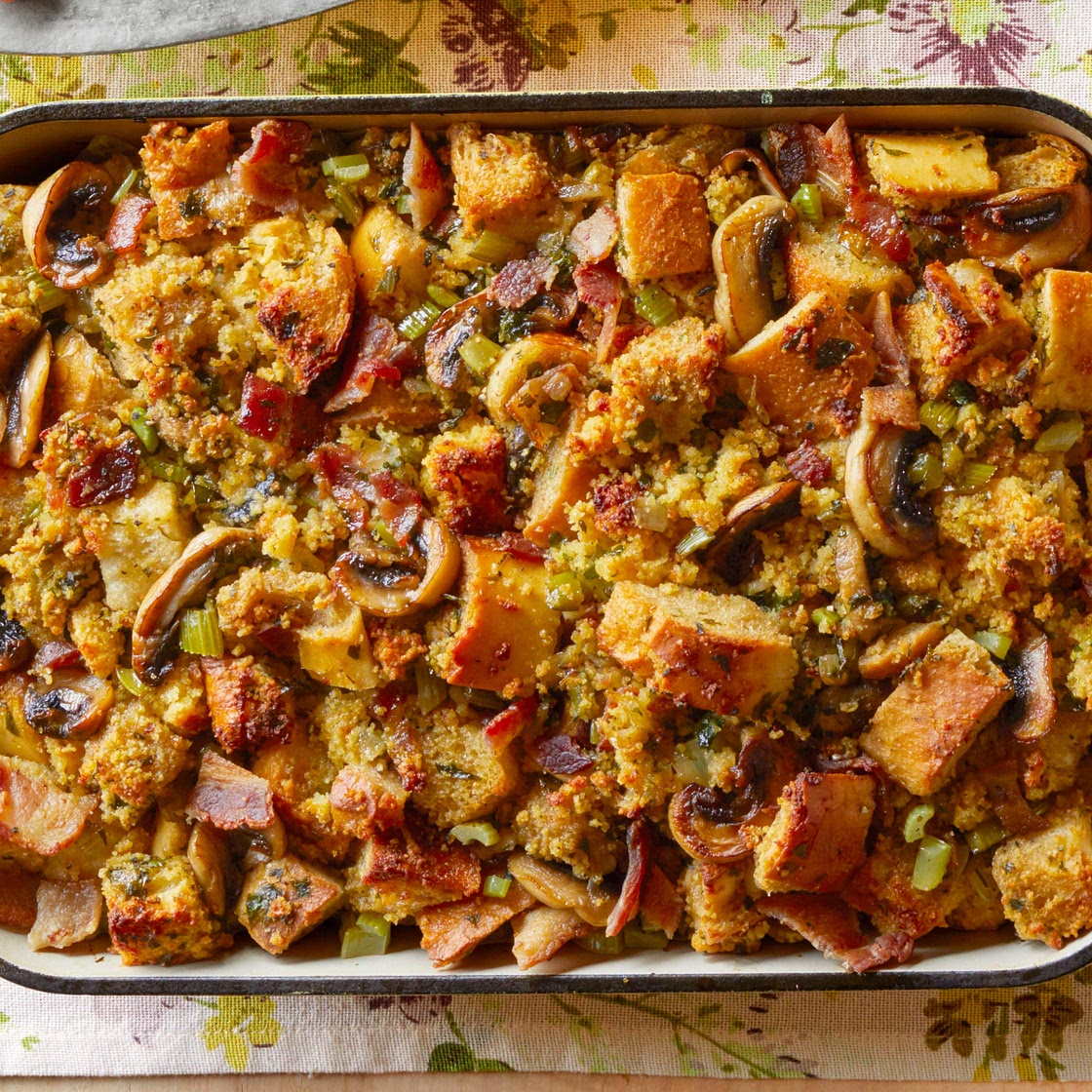 Cornbread-Bacon Dressing with Mushrooms