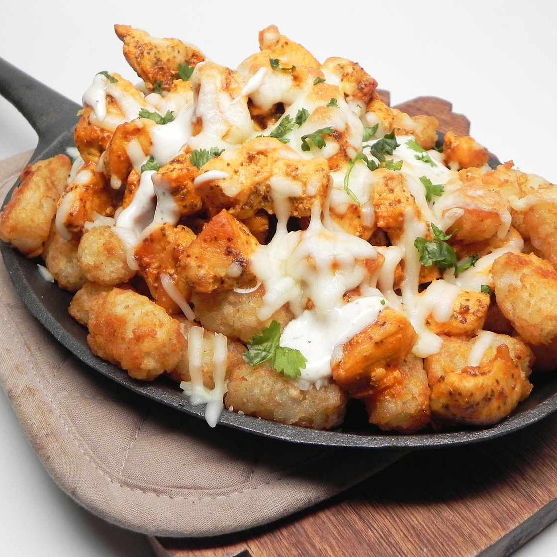 Buffalo Chicken Totchos