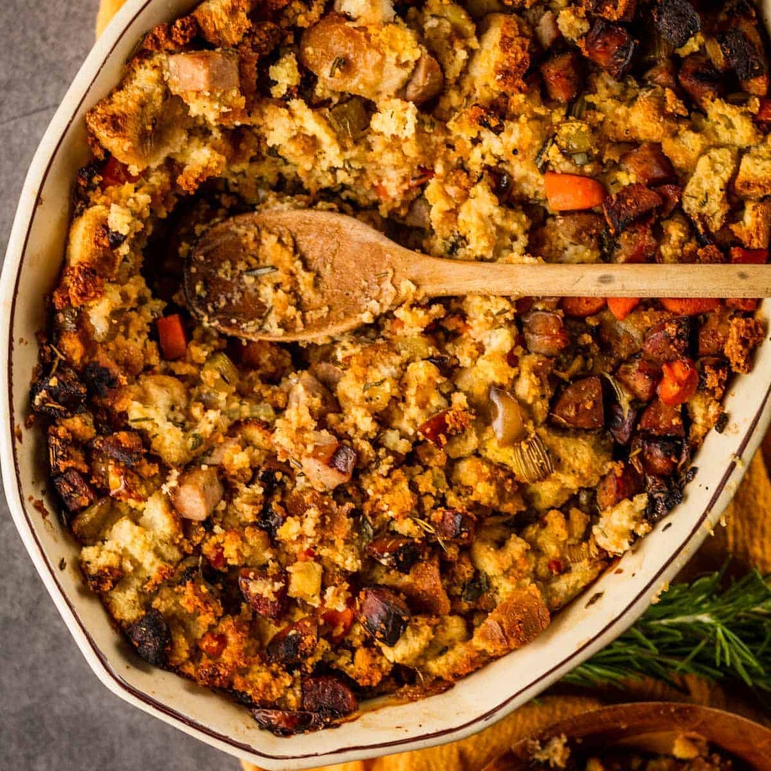 Easy Cornbread Sausage Stuffing