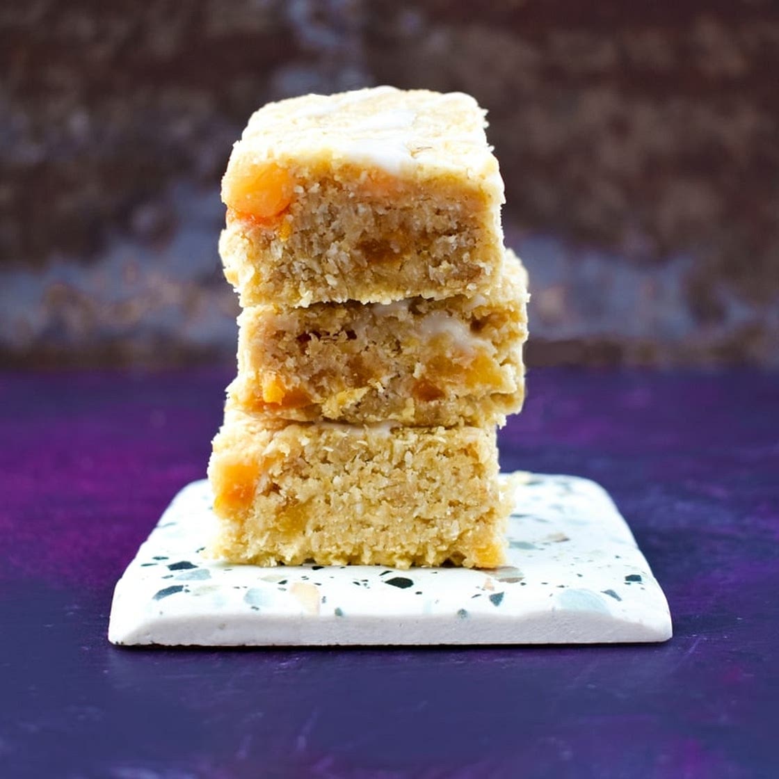 Apricot & Coconut Flapjacks (no-bake oat bars)