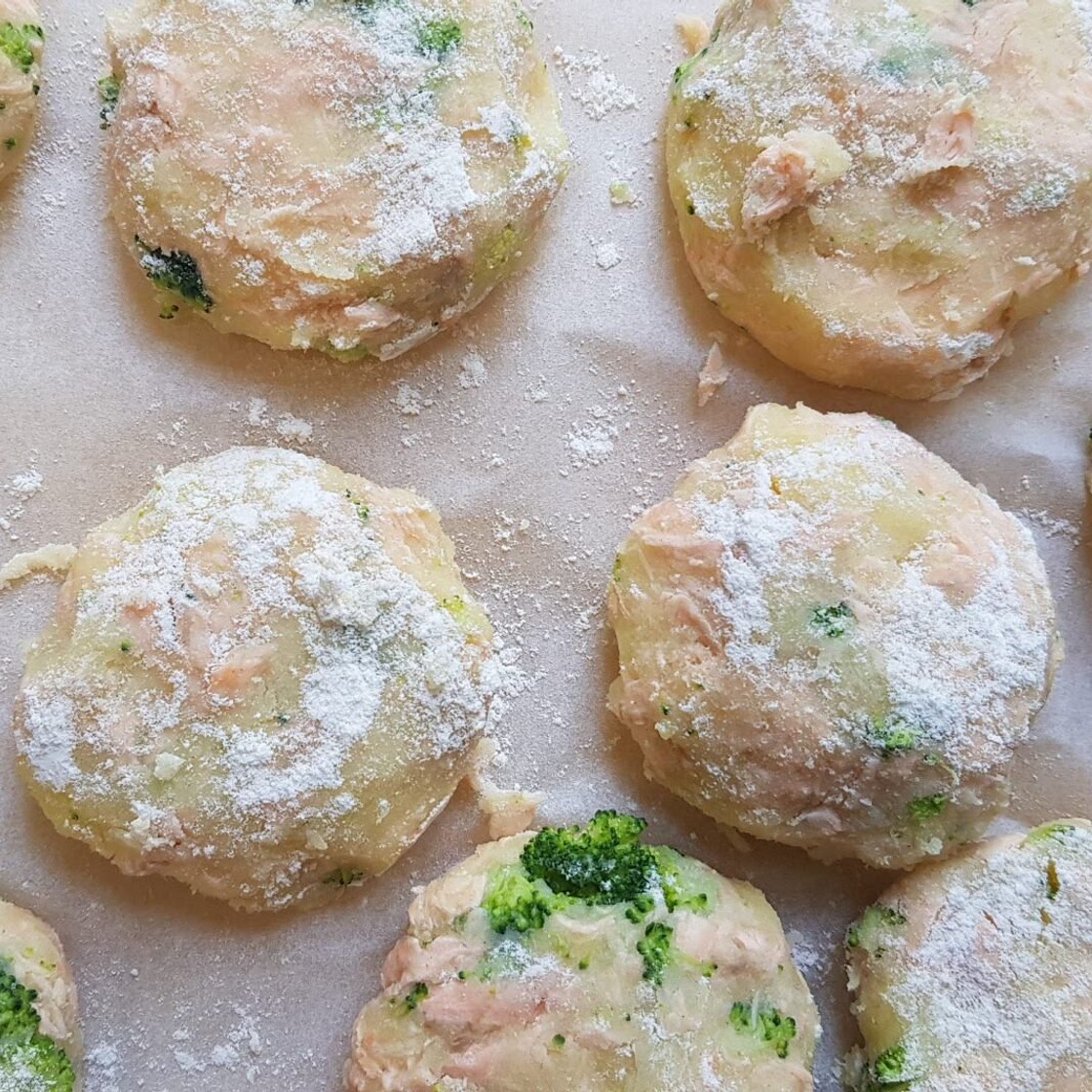 Quick & easy egg free fish cakes