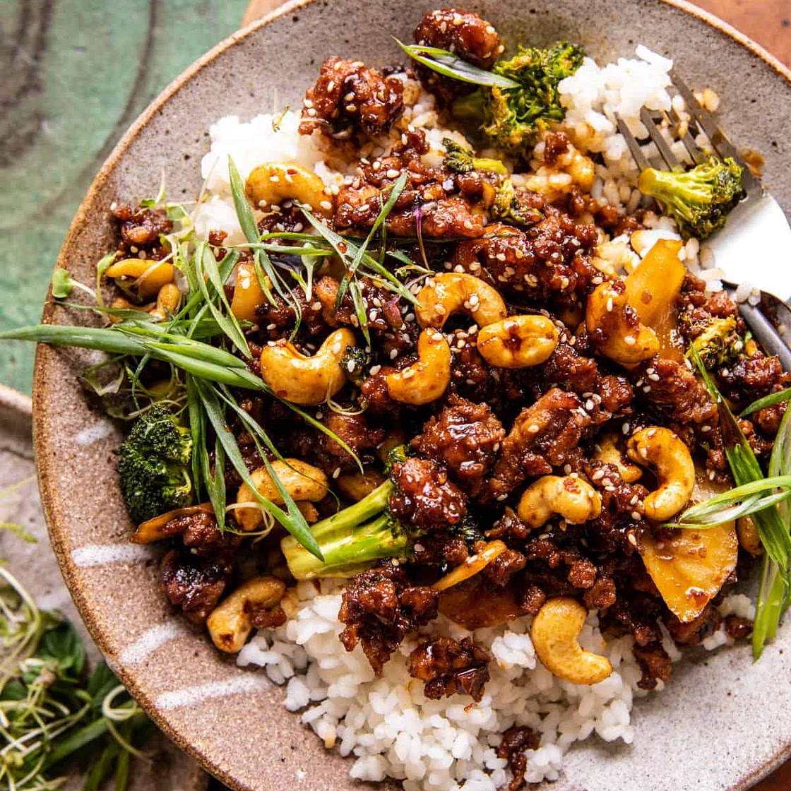 20 Minute Garlic Butter Cashew Chicken