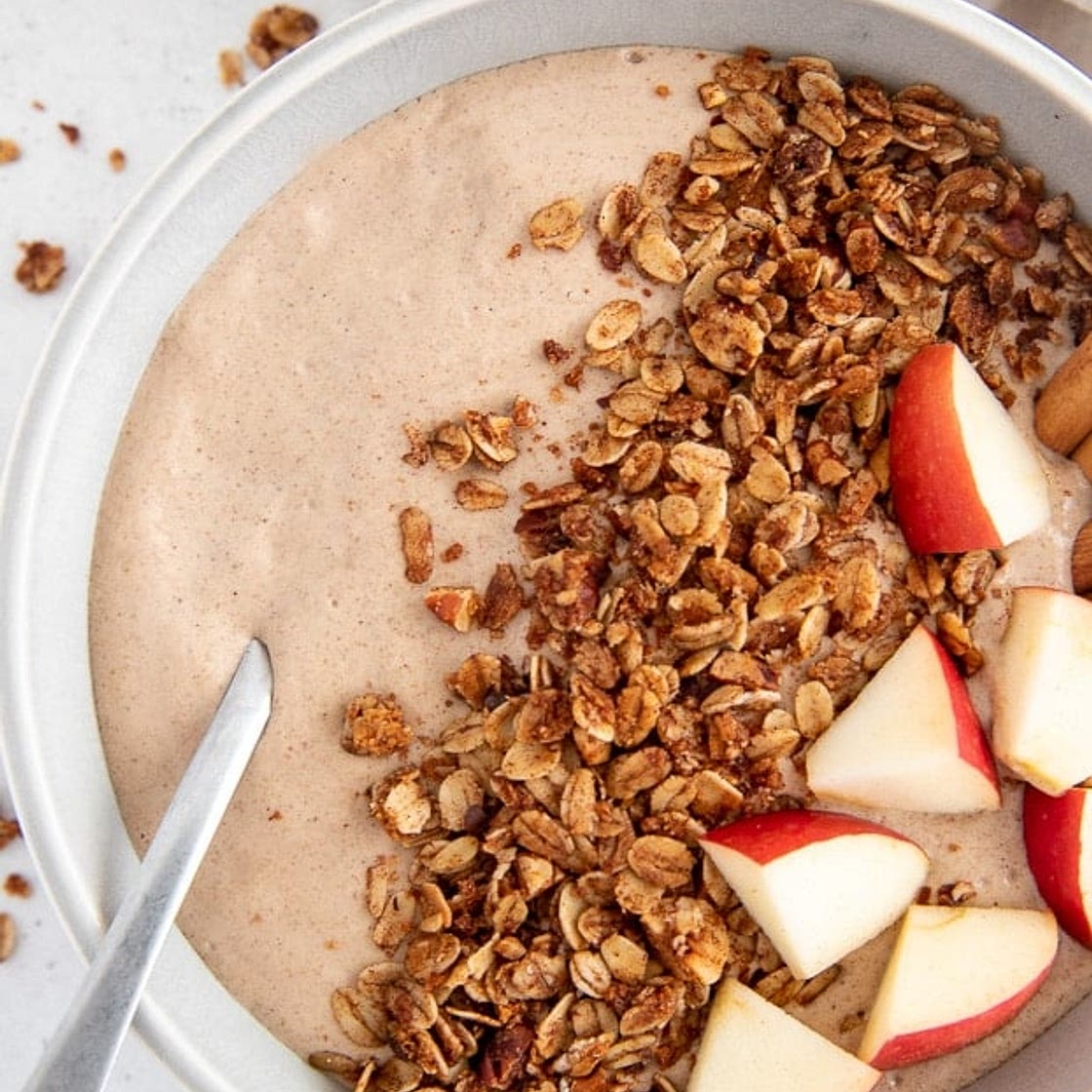 Apple Pie Smoothie Bowls