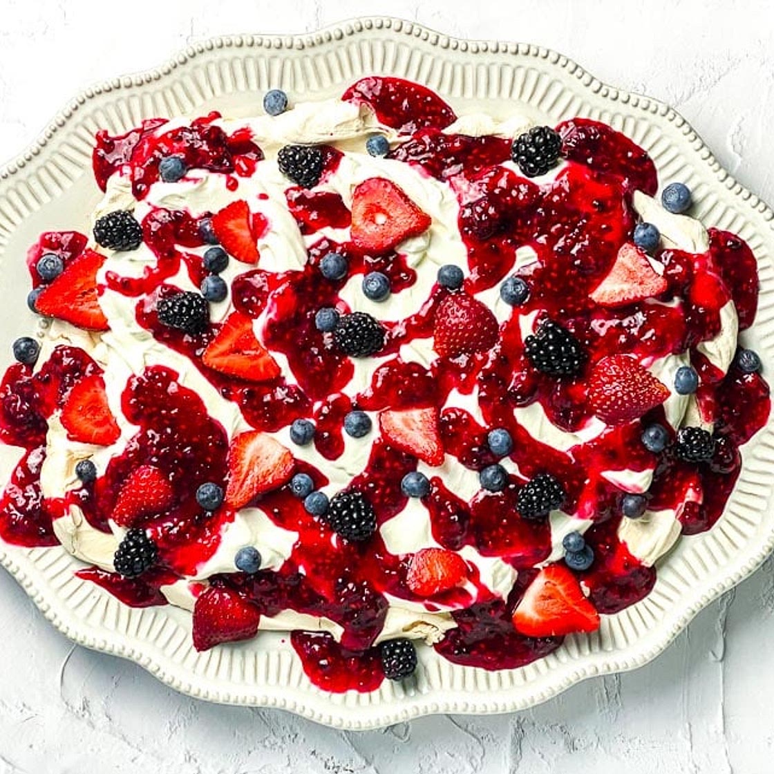 Low FODMAP Mixed Berry Slab Pavolva