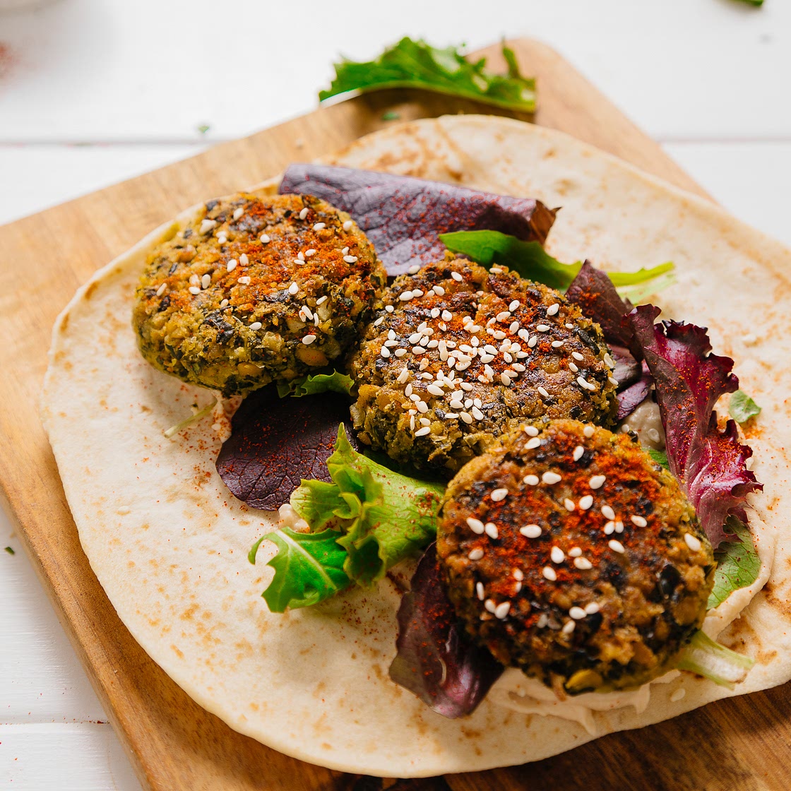 Kale Falafel Hummus Wraps