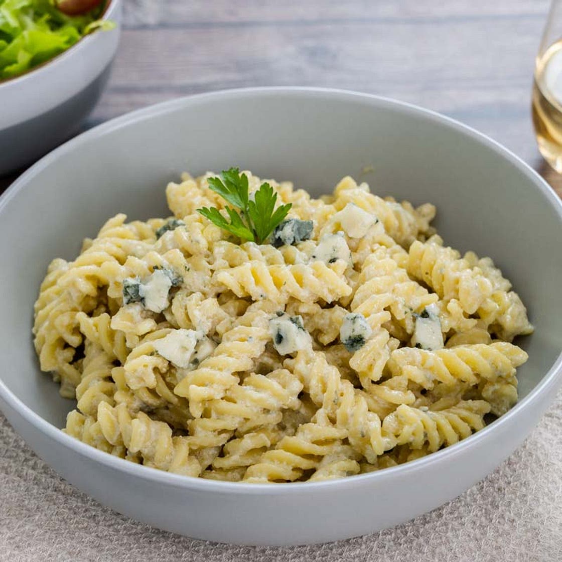 Pasta with Roquefort Sauce