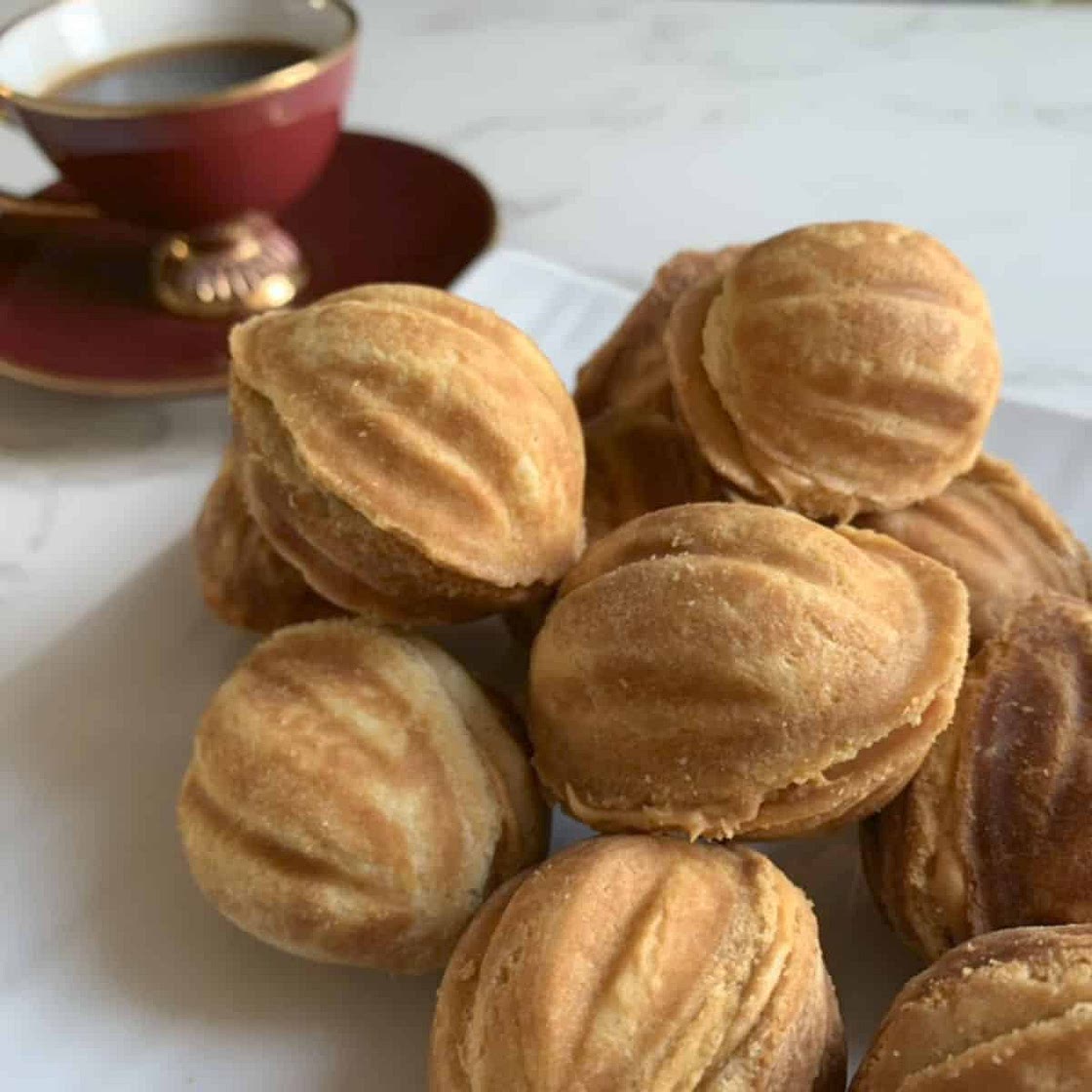 Popoque - Walnut Waffle Cookies