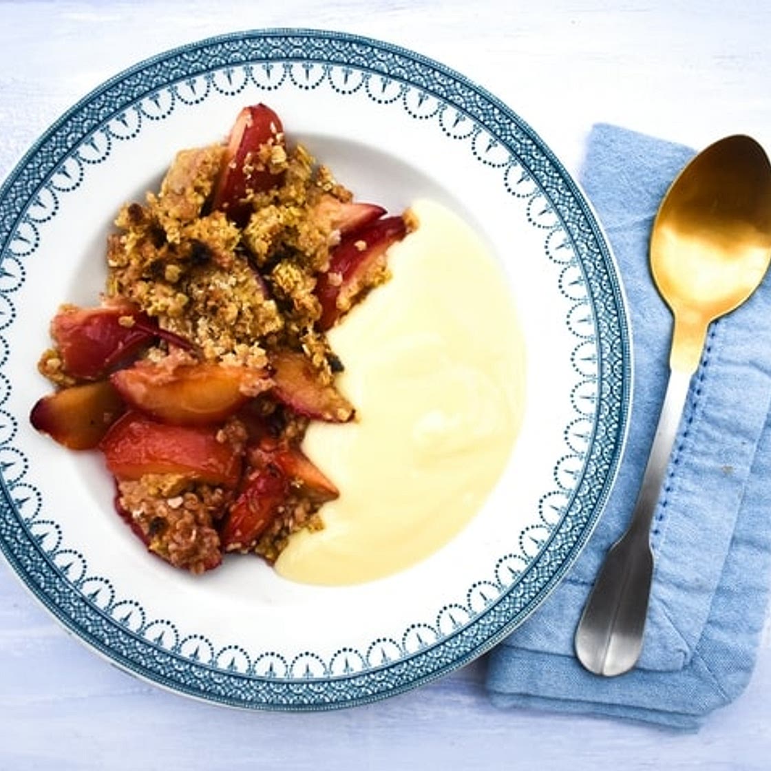 Vegan Plum Crumble with Oats