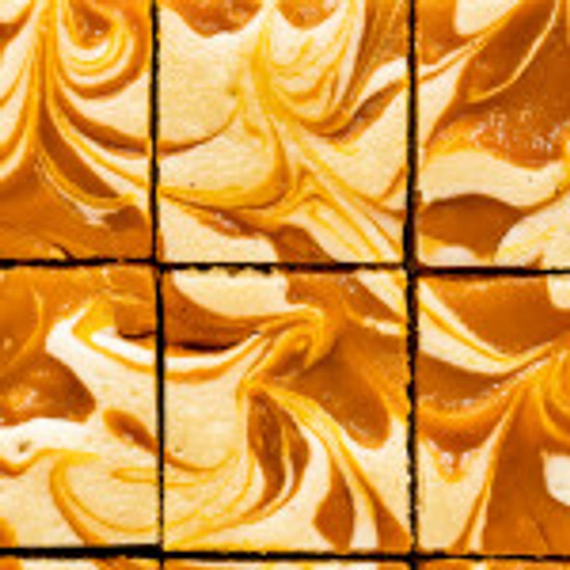 Vegan mango cheesecake bars