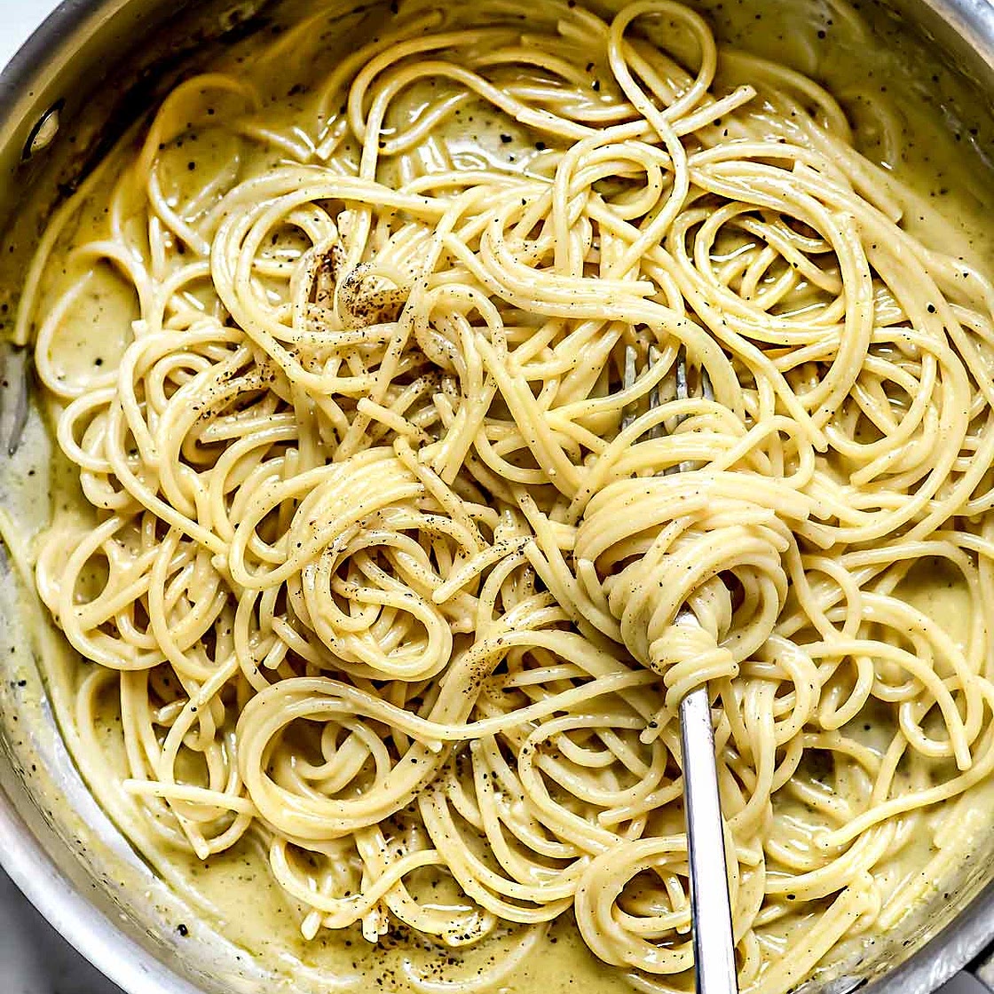 How to Make Creamy Cacio e Pepe