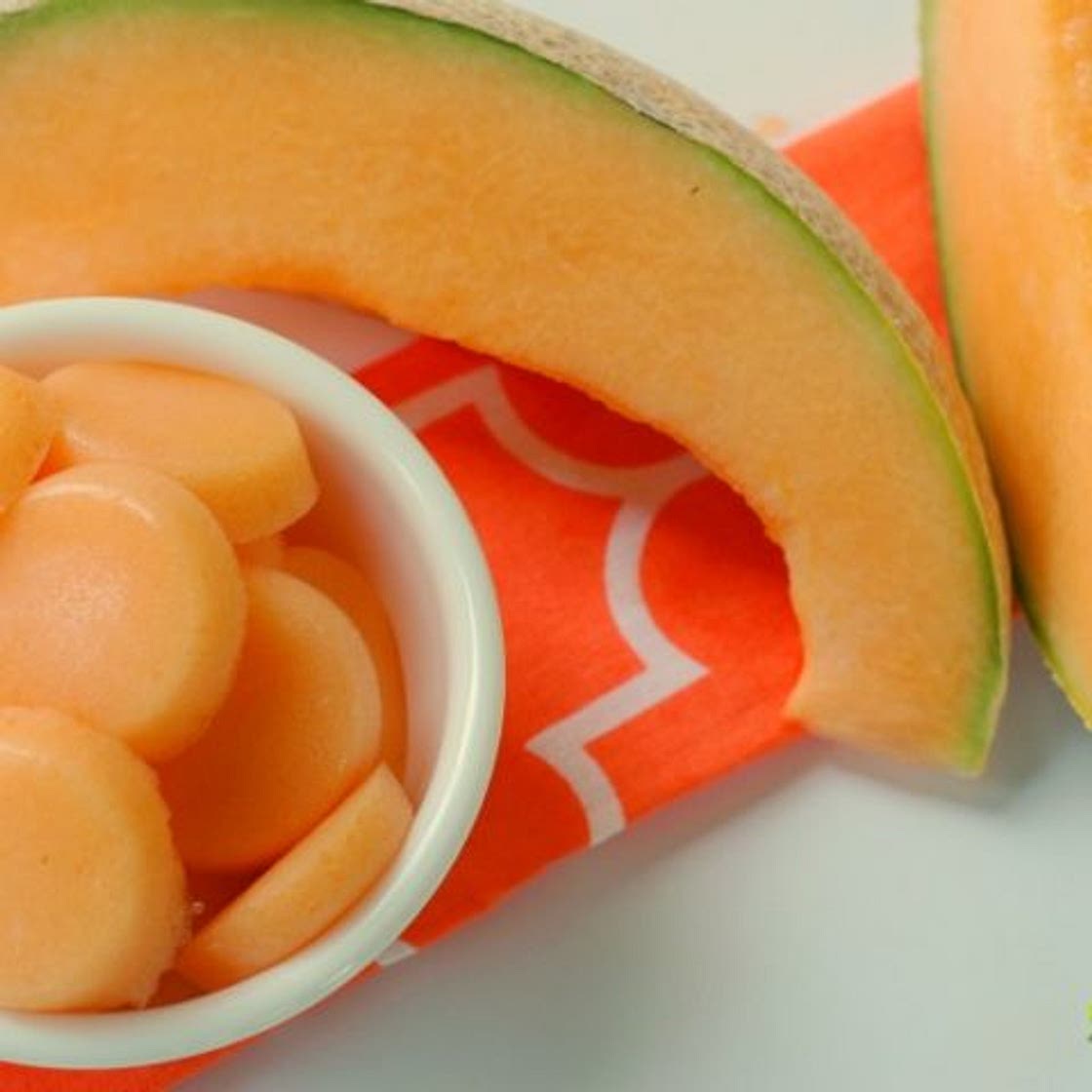 Melon Gummies :: Gluten-Free, Grain-Free, Dairy-Free, Refined Sugar-Free