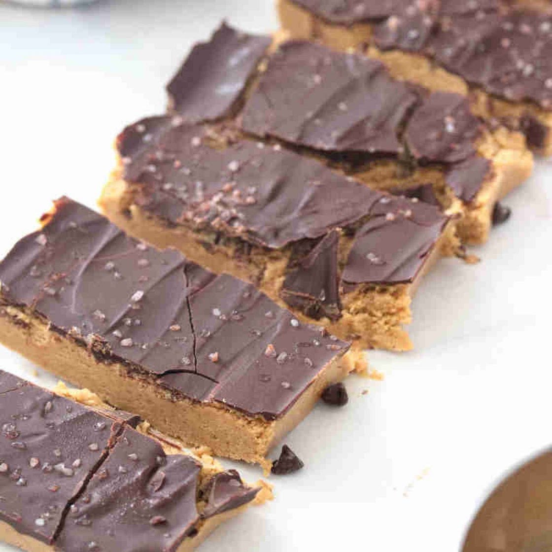 4 Ingredient Protein Bars