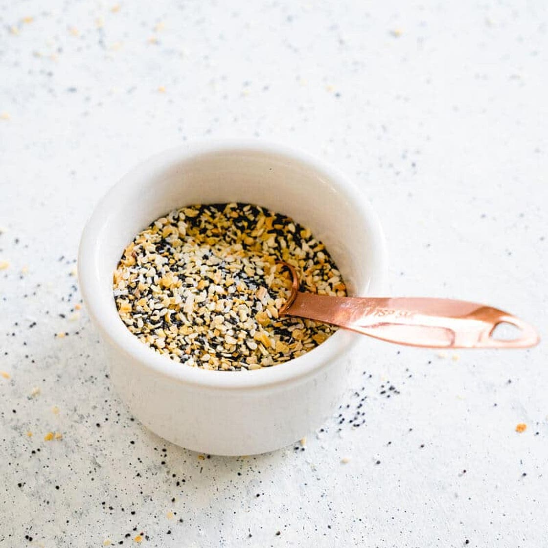 *Easy* Everything Bagel Seasoning