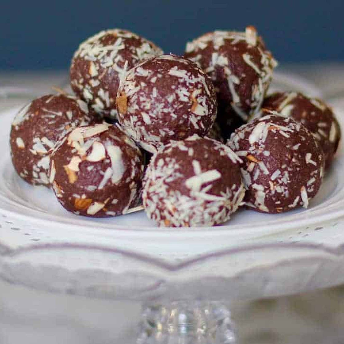Quinoa almond date Protein Balls