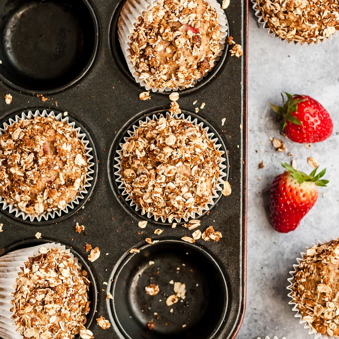 Strawberry Banana Muffins with Oat Streusel Topping