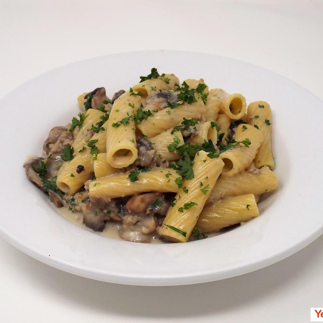 Creamy Pork and Mushroom Rigatoni