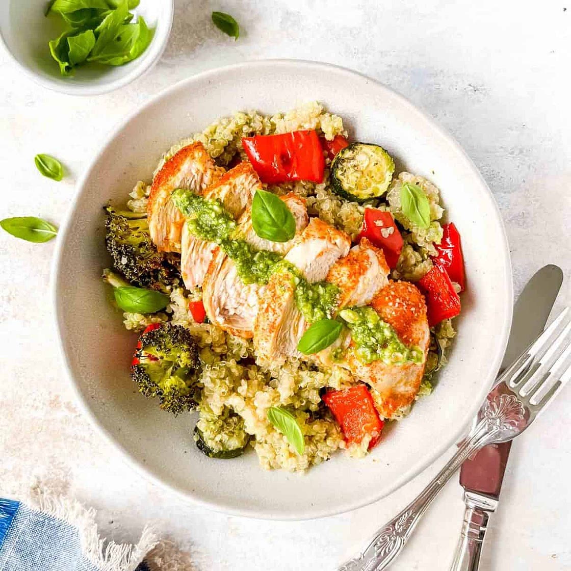 Pesto Chicken Quinoa Bowls