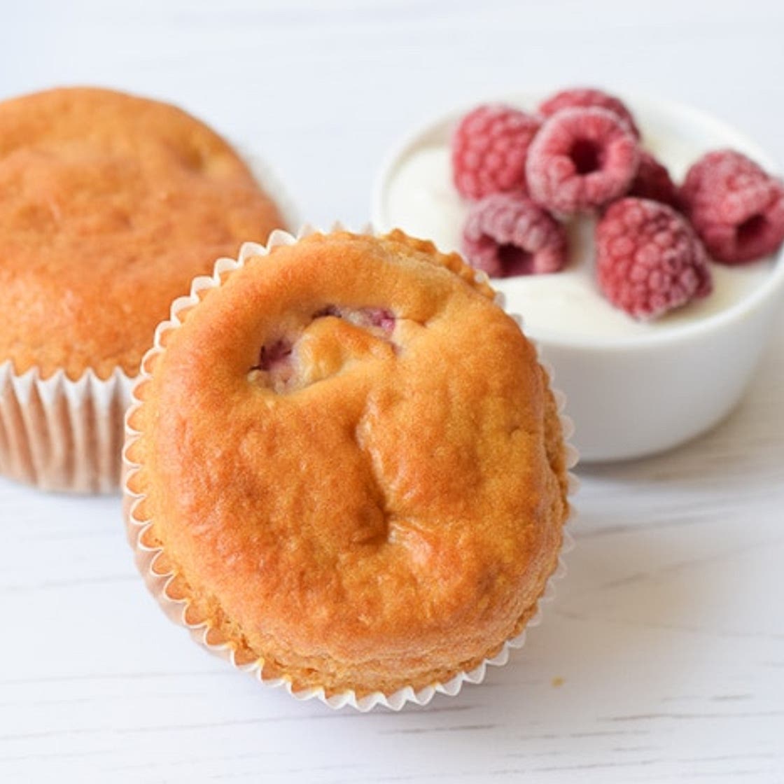 Healthy low FODMAP muffins with raspberries