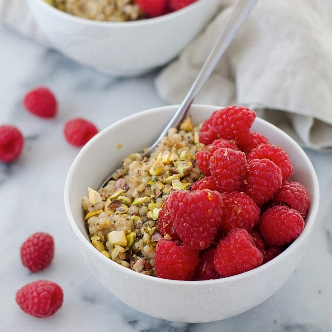 Raspberry Pistachio Sorghum Breakfast Bowl