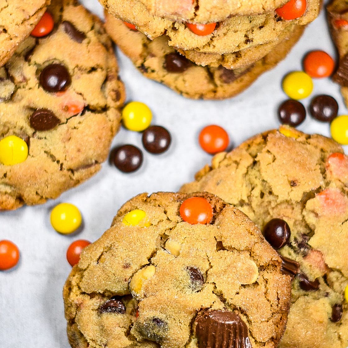 Peanut Butter Cookies (Reese's Cookies)