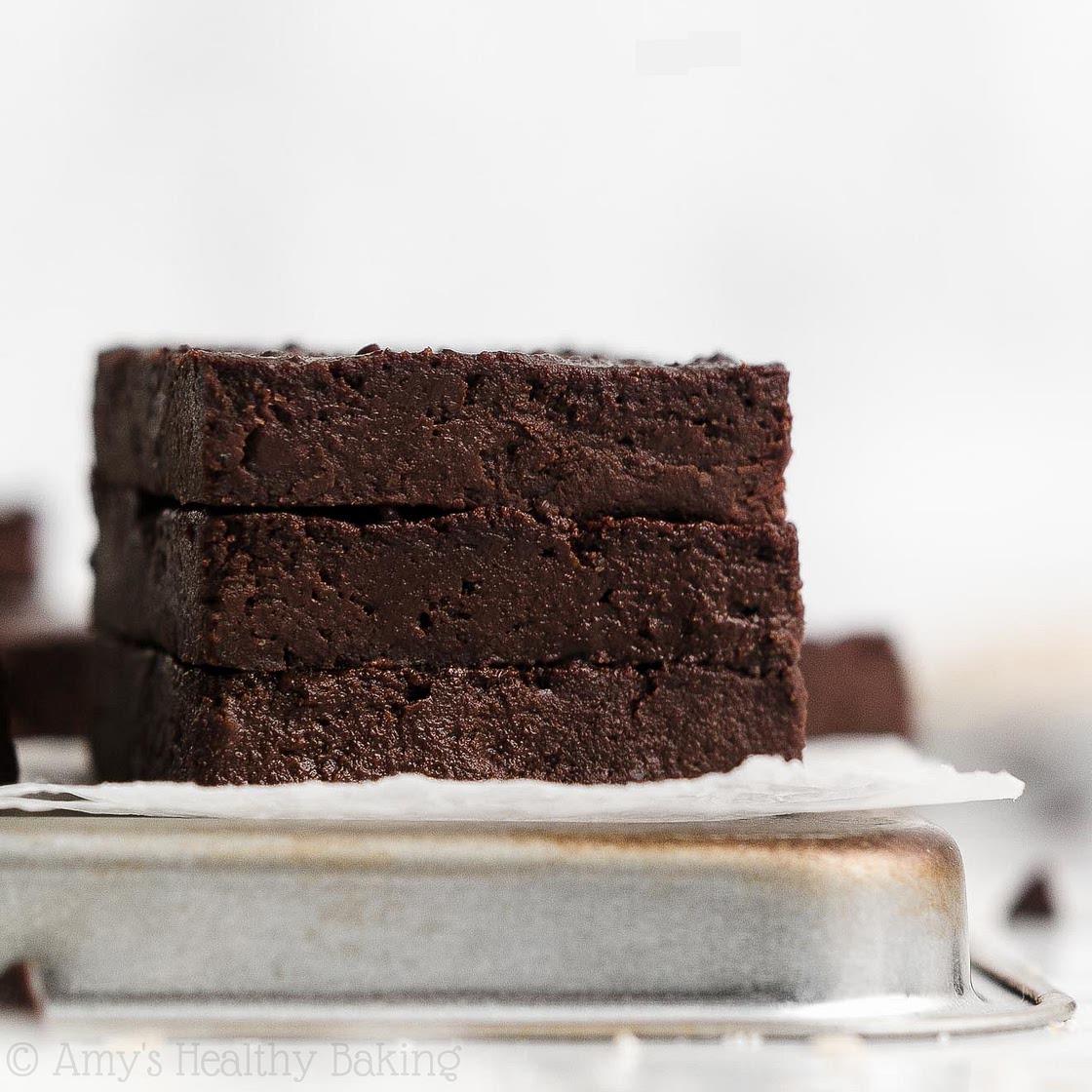 Healthy One-Bowl Fudgy Flourless Chocolate Chip Brownies