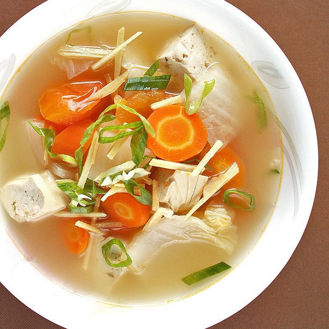 Napa Cabbage and Tofu Soup