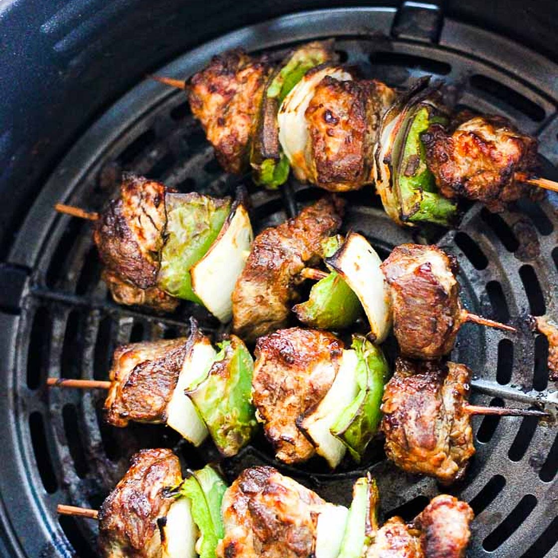 Air fryer beef kabobs
