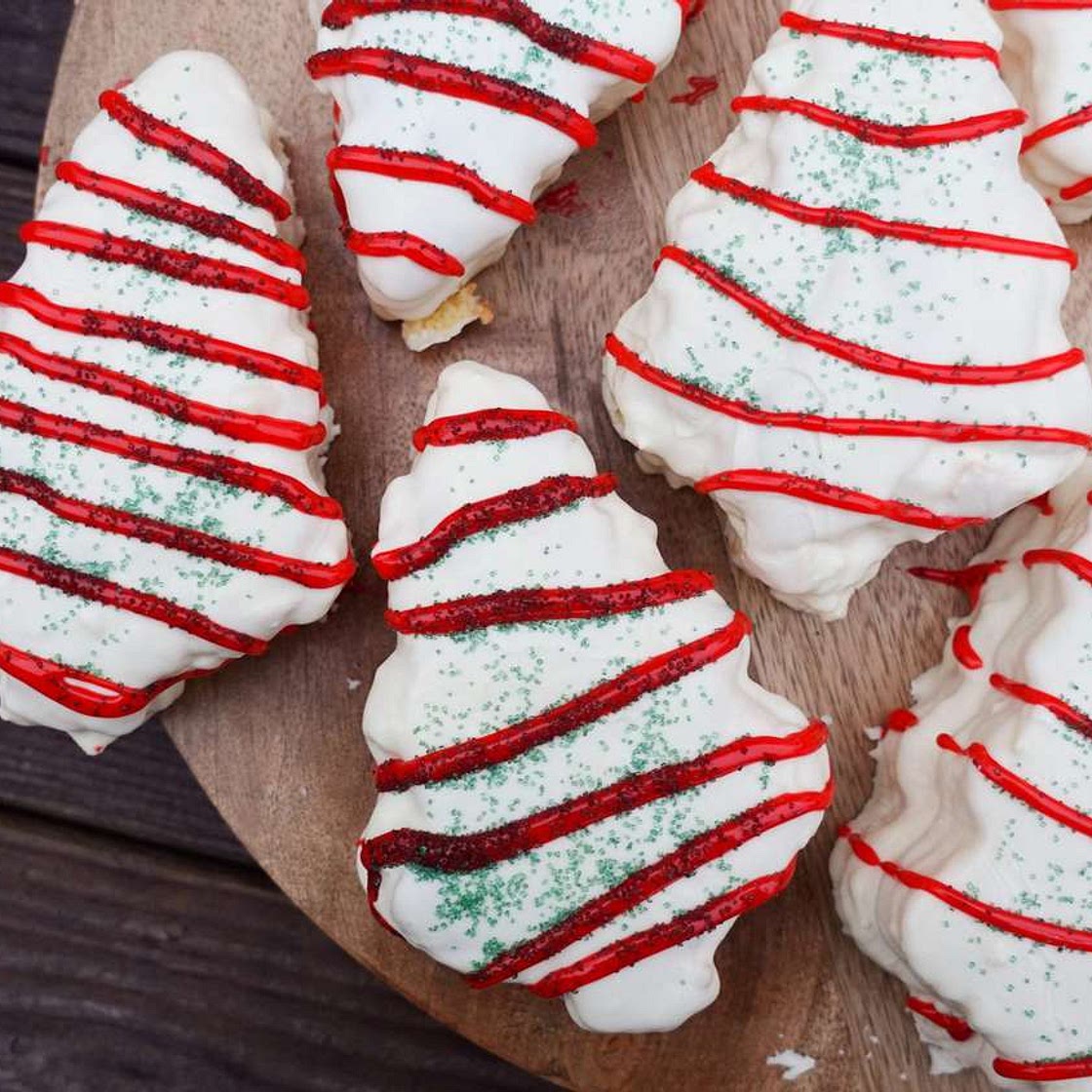 Homemade Little Debbie Christmas Tree Cakes
