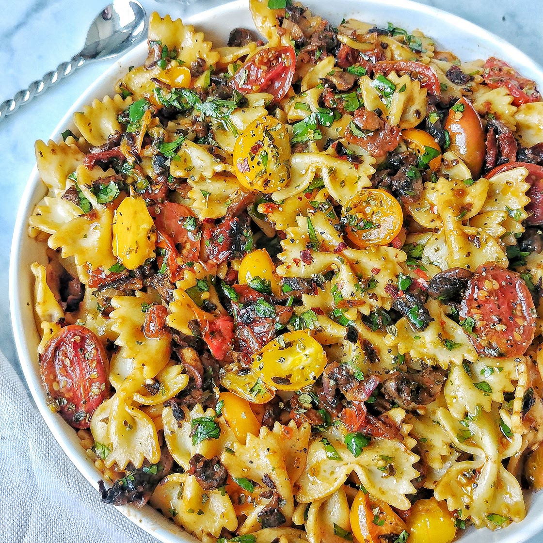 Roasted Tomato Pasta with Mushrooms