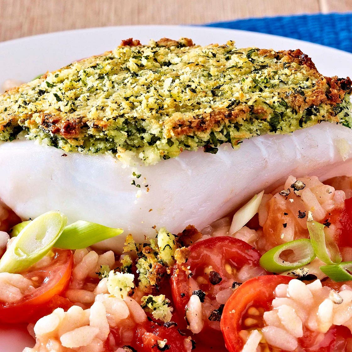 Feines Kräuter-Fischfilet auf Tomatenrisotto