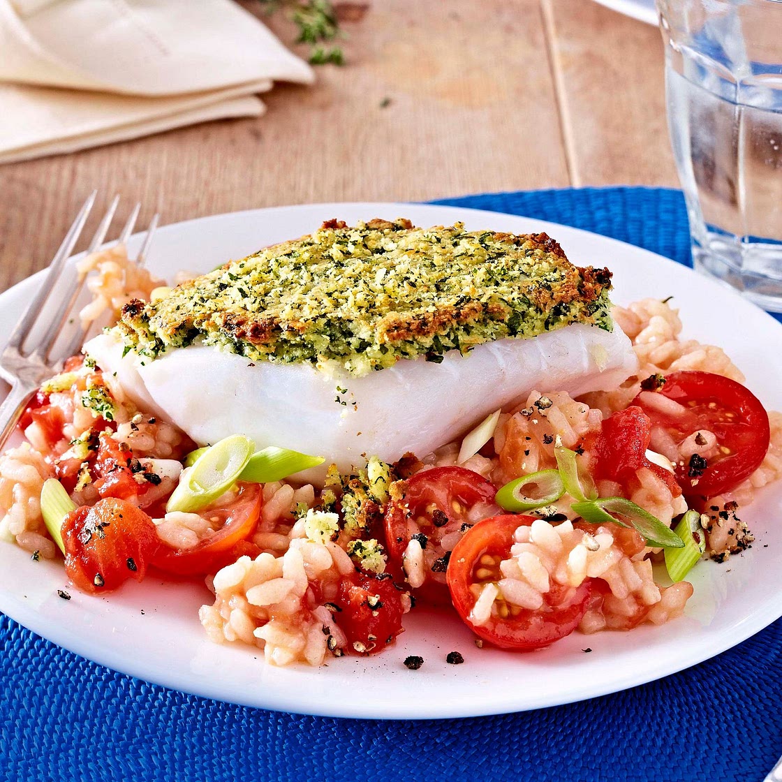 Feines Kräuter-Fischfilet auf Tomatenrisotto