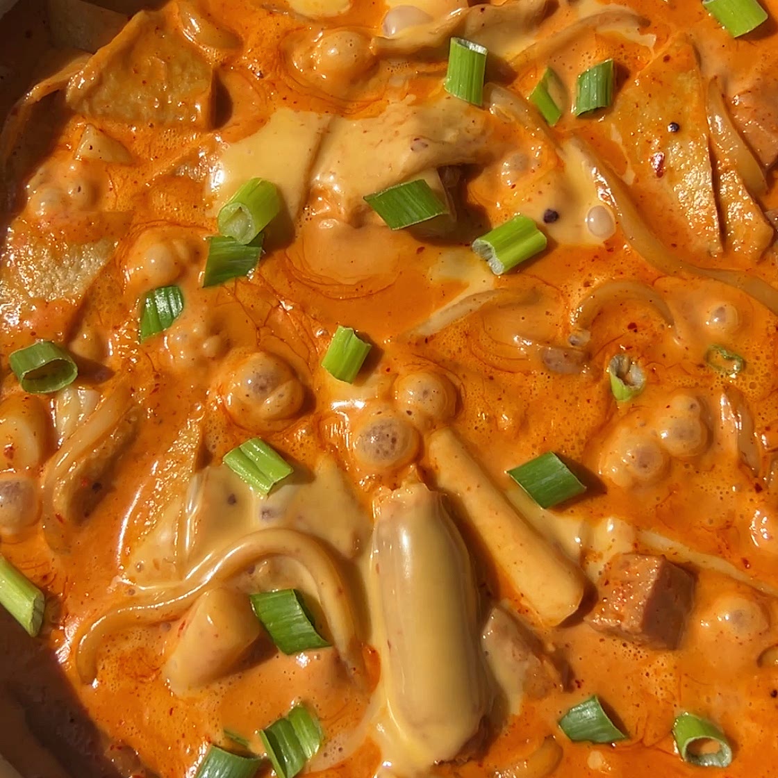 Rosé tteokbokki & Noodles