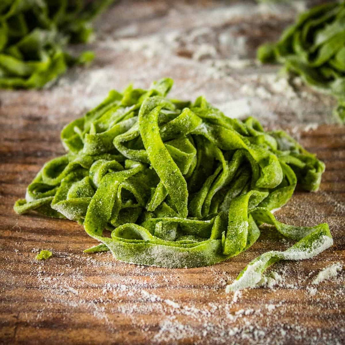 Homemade Fresh Spinach Fettuccine Pasta Dough