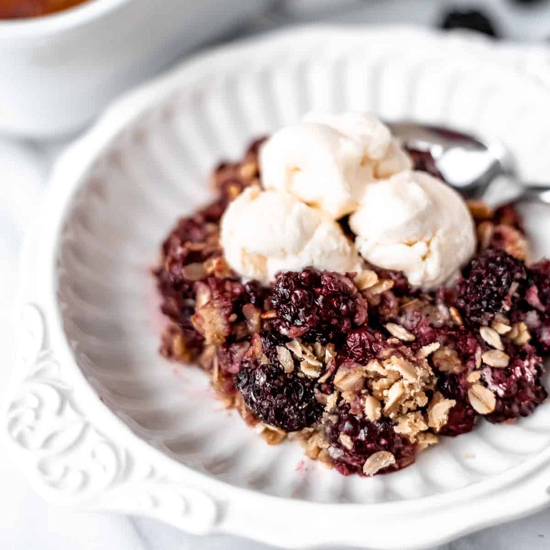 Easy Blackberry Crisp