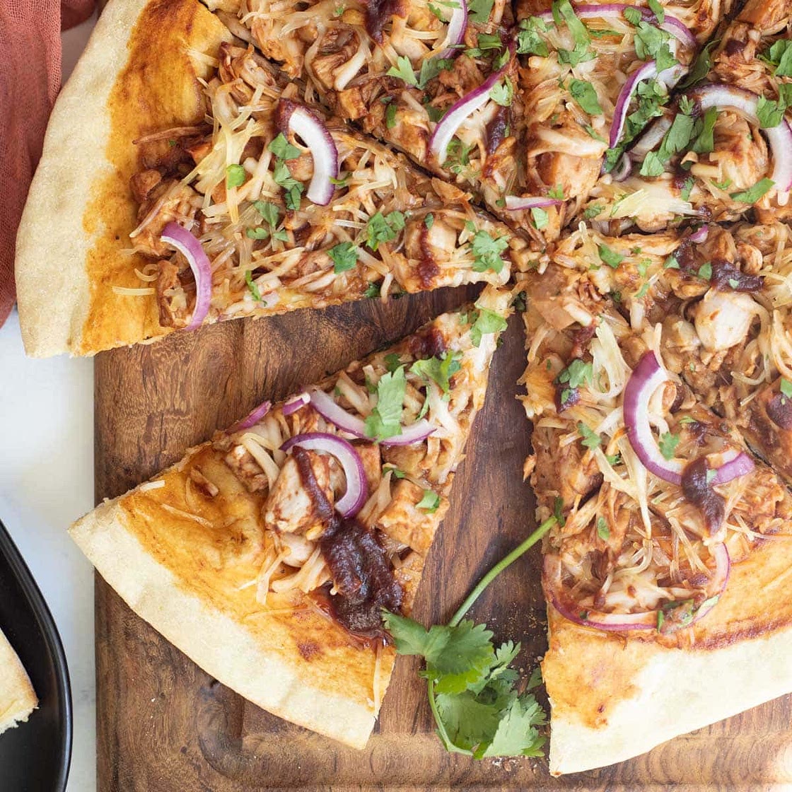 BBQ Jackfruit Pizza (Vegan)