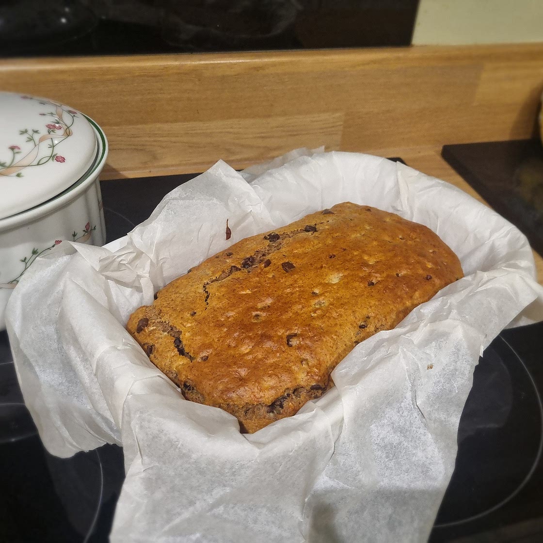 VEGAN BANANA BREAD (HEALTHY + EASY)