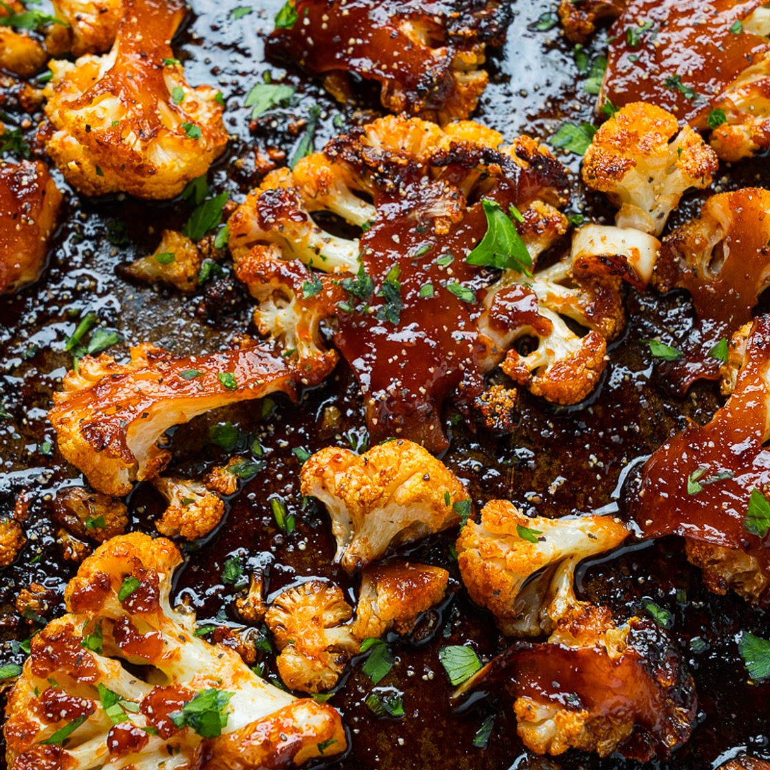 Maple Sriracha Roasted Cauliflower