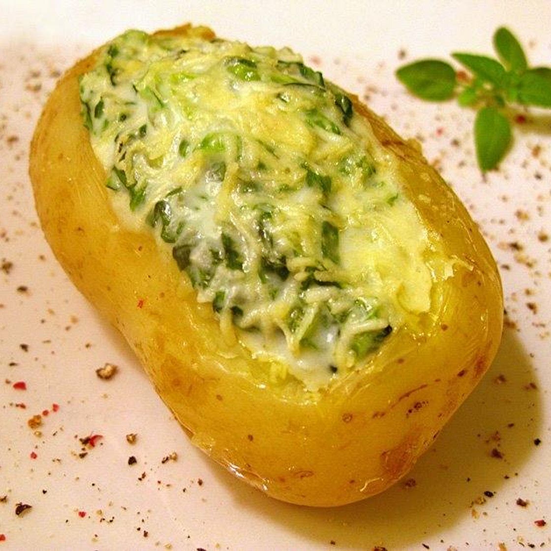 Receita de Batata recheada com queijo e espinafre