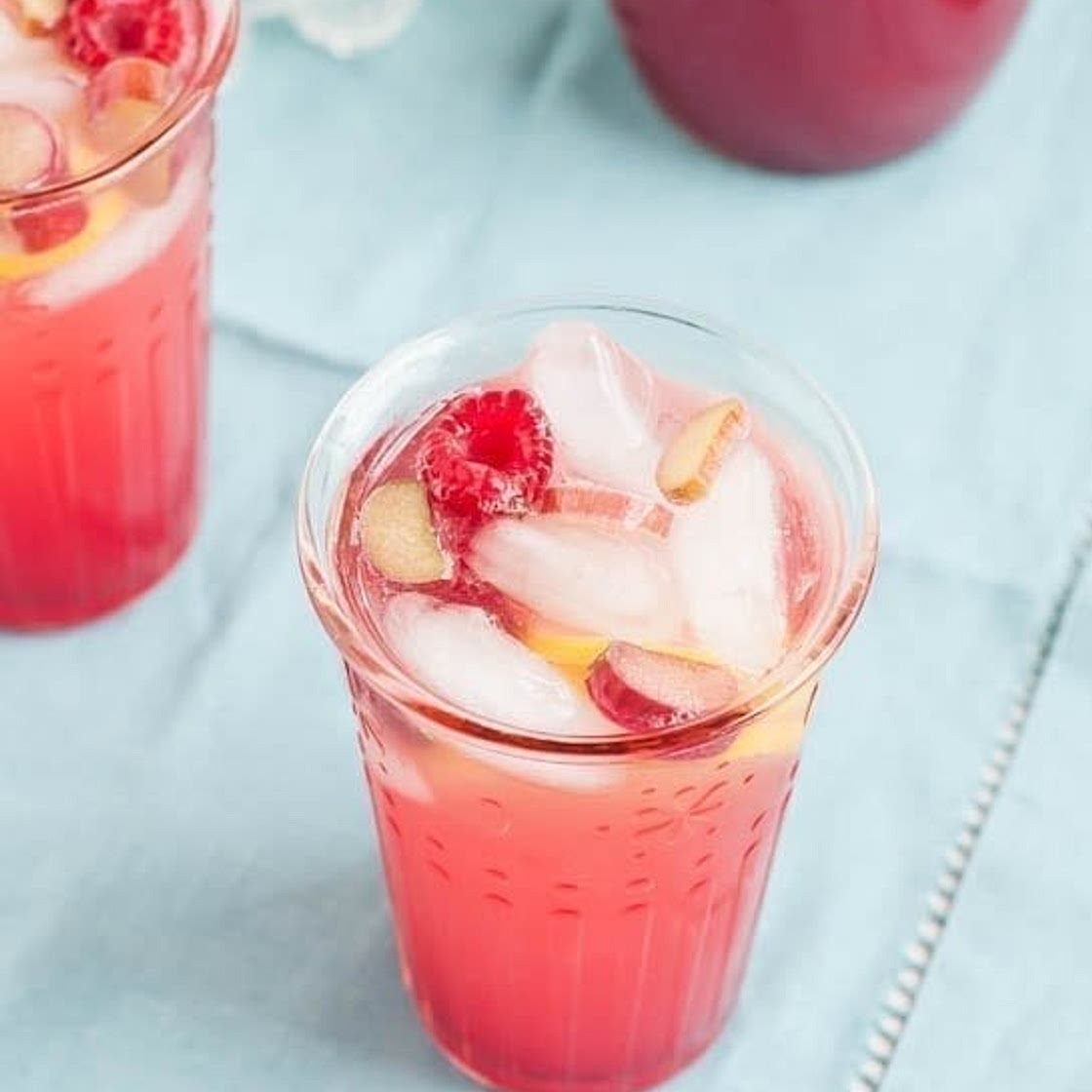 Sparkling Rhubarb Raspberry Lemonade