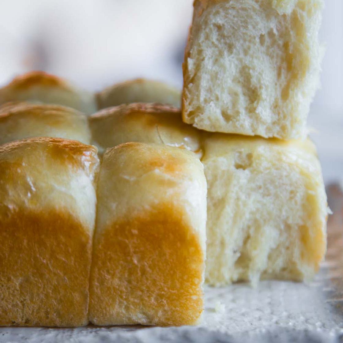 Easiest No-Knead No-Tangzhong Softest Milk Buns/Bread/Dinner Rolls