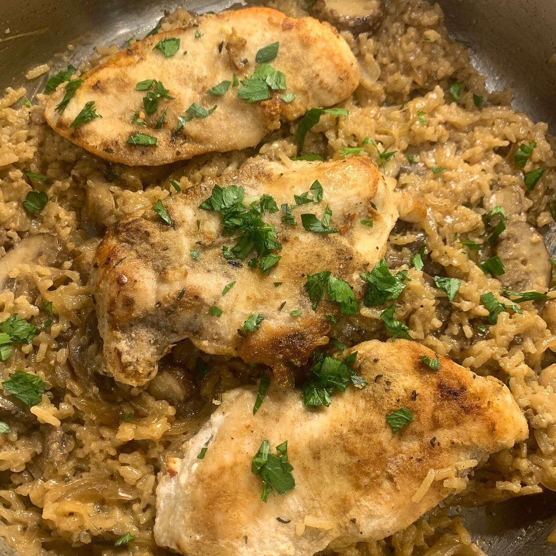 One Pan Chicken and Rice with Mushrooms