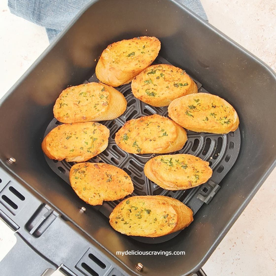 Air Fryer Garlic Bread