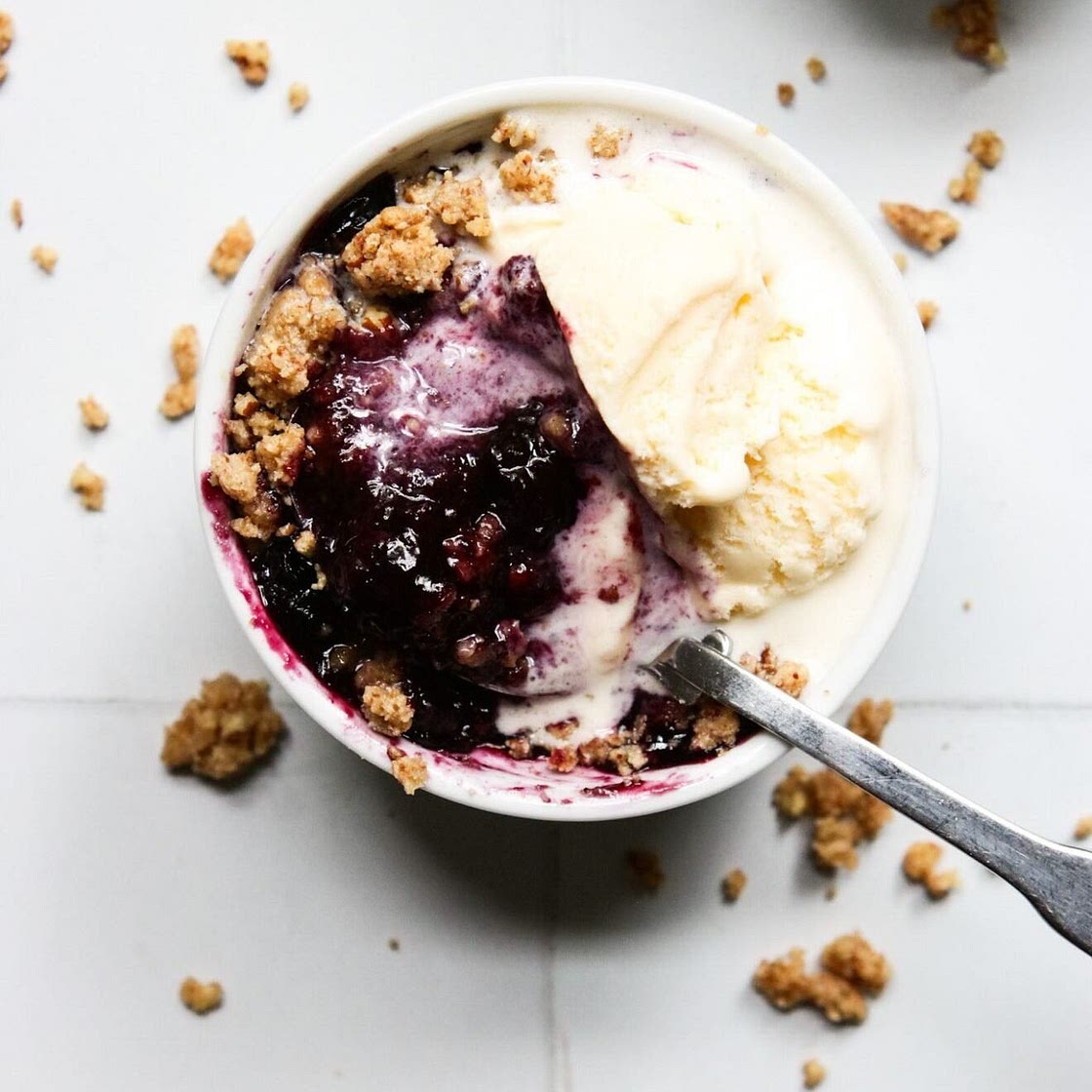 30-Min Baked Blueberry Crisp (without Oats)