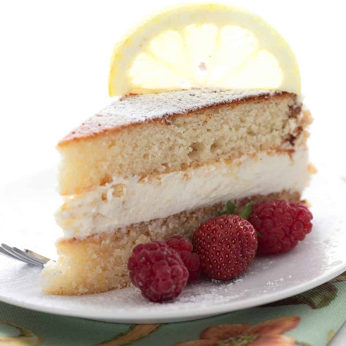 Keto Lemon Cream Cake