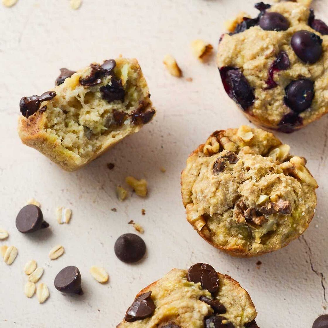 3 Ingredient Banana Oatmeal Muffins