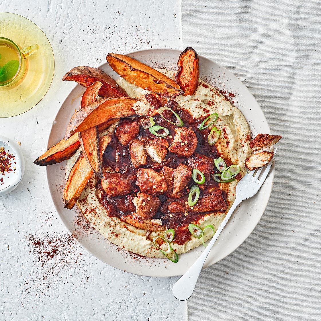 Chicken & Hummus Bowl With Sweet Potato Wedges